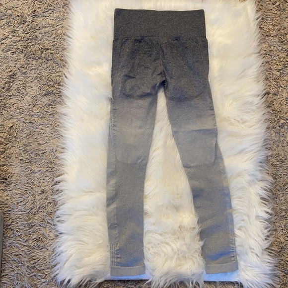 Amazon leggings - Picture 2 of 2